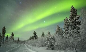 BÜYÜLEYİCİ KUZEY IŞIKLARI & LAPLAND TURU
