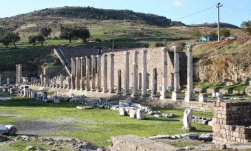 BERGAMA & DİKİLİ TURU